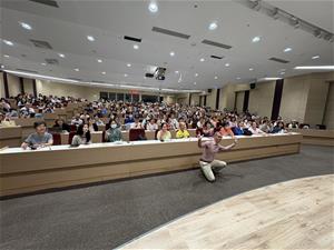 老師與讀者大合照