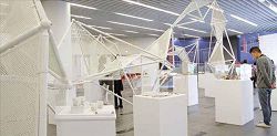 「文具的異想空間—工藝多媒材產品研發概念展」於國立公共資訊圖書館一樓委外區展出。