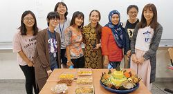 印尼語言文化工作坊，讓參與者了解印尼飲食文化。（東協人力教育中心提供）
