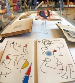 米羅（Joan Miró）的插畫書展。