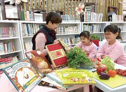 新北市立圖書館土城分館舉辦把故事變年菜活動。（新北市立圖書館土城分館提供）
