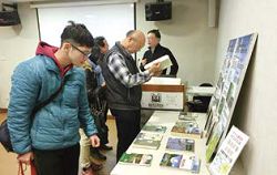 臺中市立圖書館大安分館建置「大安自然生態數位資源系統」。（臺中市立圖書館大安分館提供）