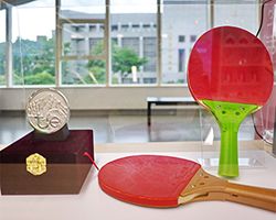 獲得2019臺灣創新技術博覽會銀牌的「智慧桌球拍」