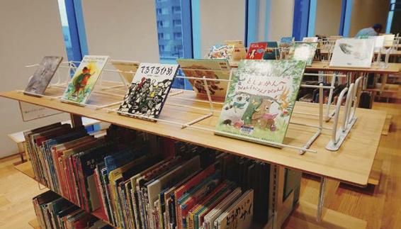 兒童圖書樓層收藏大量繪本、故事書。