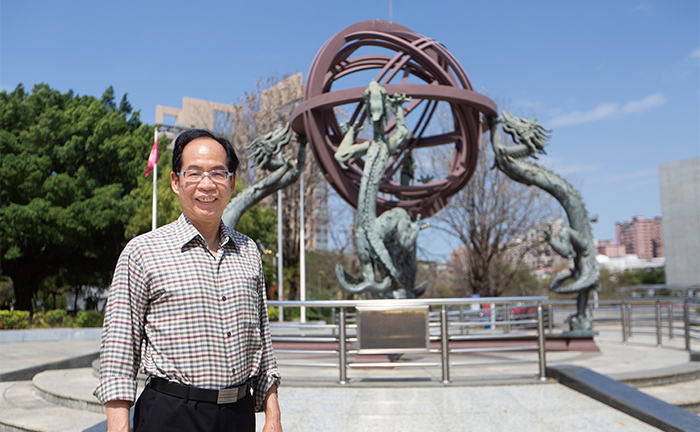 陳訓祥館長認為體驗對於學習相當重要，館內因此規劃許多動手操作的活動。