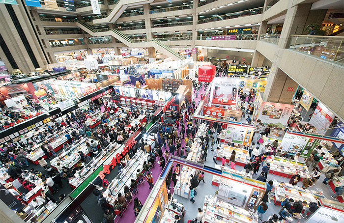 台北國際書展每年都吸引許多愛書人士參加。