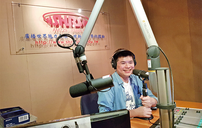 劉軒佑善用在電台學習到的聲音企劃專長，贏得工作機會。