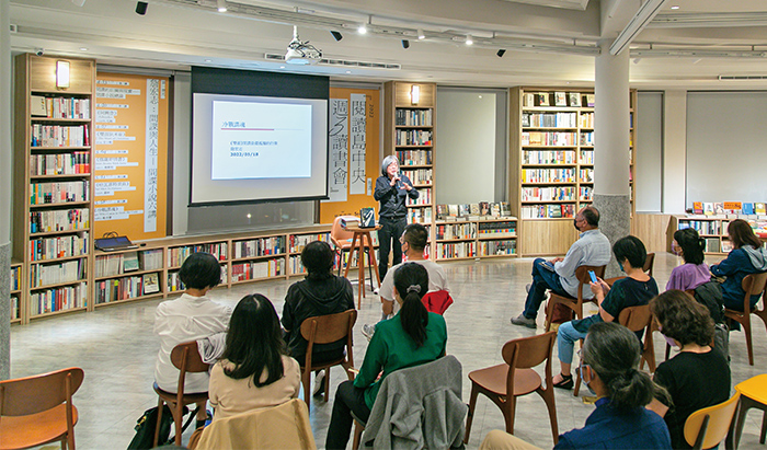 「週三讀書會」宛若文藝復興，帶動閱讀學習的風潮。