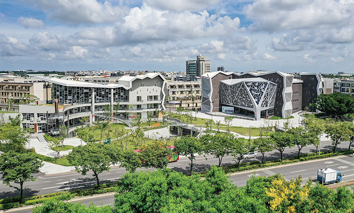 台江文化中心為台江十六寮地區的文化核心。