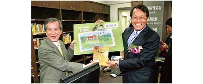 數位圖書館上線啟用，由時任館長蘇忠主持啟用記者會，並與臺中市副市長蕭家旗共同宣布中部公共圖書館聯盟成立，開始一證通用。