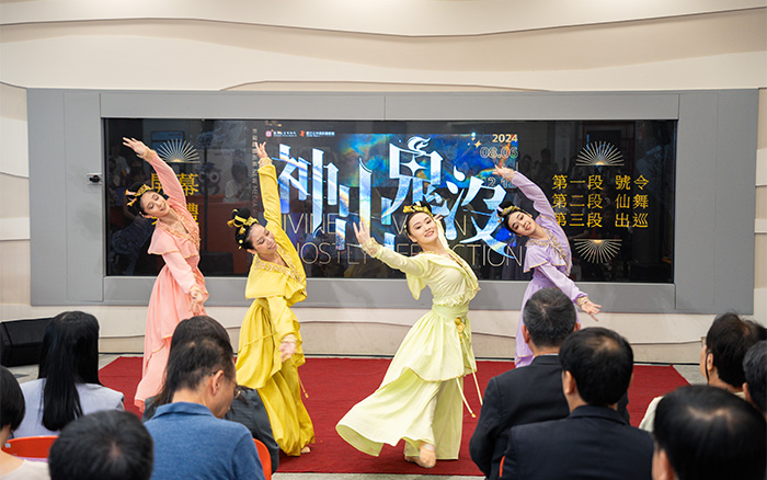 仙女獻舞傳遞喜悅與祝福。