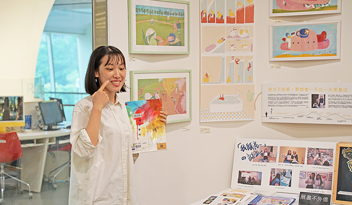 圓夢繪本《追求夢想》創作者楊美恩於開展過程，親自與大小讀者分享創作點滴。
