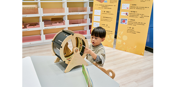 「STEAM任務探索站」讓孩子從「做中學」，在操作與調整中累積思考能力，建立閱讀與學科之間的連結。