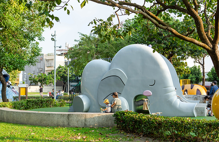 勝利動物溜滑梯公園
