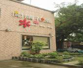 圖書館以閱讀花園為名,民眾更樂於親近
