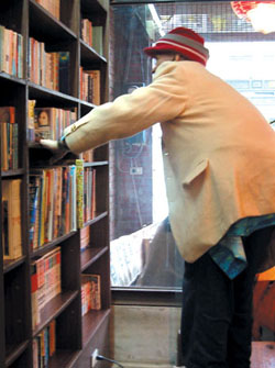 社會力量的支持讓書店經營比預期好