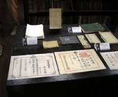 埔里鎮立圖書館展示地方文獻的莵藏