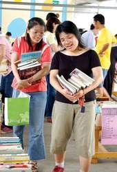 換到了喜歡的好書,愛書人充滿滿足與喜悅。
