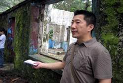朝陽科技大學建築系教授徐慧民訴說著政治受難者與場域間的故事。