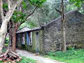 克難房為現今綠島保留最完整的咕咾石建築。