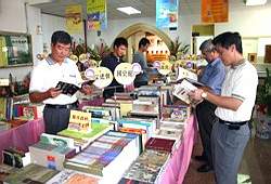 優良政府出版品巡迴展覽，讓民眾看見台灣進步的一面。