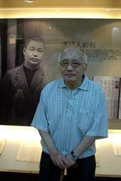 賴和二兒子賴洝與父親。