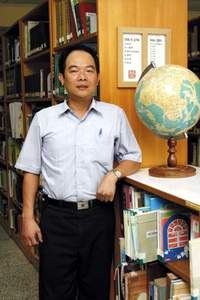 台南市立圖書館推廣組組長洪榮志，對持續主辦台彎母語創作營非常有信心。