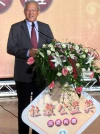 教育部長鄭瑞城。