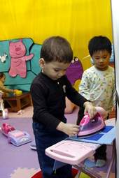 位於信誼書店樓下的親子遊戲區。