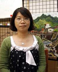 文山社大校長鄭秀娟堅持保持學術課程的豐富性。(耿詩婷攝)