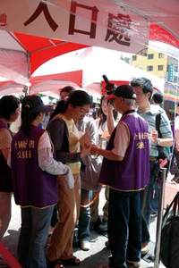 志工協助各項活動推廣，是國中圖有力的後盾。