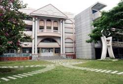 萬丹國小有110 年歷史。