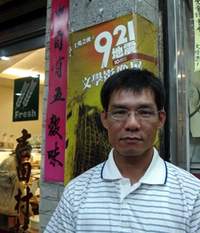重回社會的柯柏榮經常參與各項文學活動。