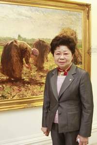 黃春媛女士退休後投入志工行列，變得更有活力。