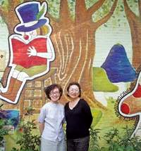 溫淑蘭(右)與任德麗(左)。