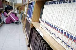 我正青春 我在圖書館。