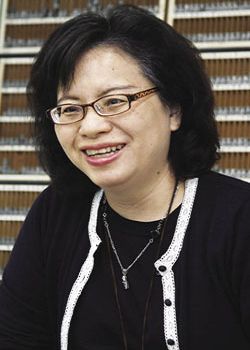 館長黃雯玲建議，建立圖書修復考試制度，將古老技術傳承下去。