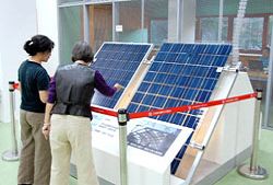 民眾可以在2樓「節能展示館」深度認識節能生活。