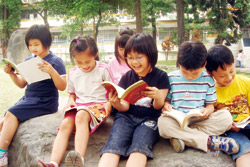 和平國小學生因此愛上閱讀。