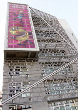 坐落於新北市板橋區的「府中15」，已成為新北市影音文化新地標。