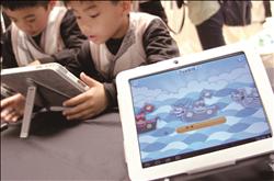 光泉文教基金會預計捐贈300台8吋雙核心規格的平板電腦給偏鄉學校。