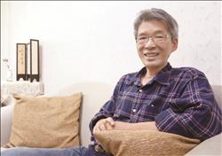 楊博名以人文與關愛的精神經營企業。