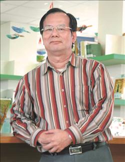 到任後積極推動全校閱讀的後龍國小校長張國恩。