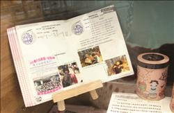 南投縣「我愛閱讀」推動成果於國立公共資訊圖書館亮點櫥窗展出。(潘云薇攝)