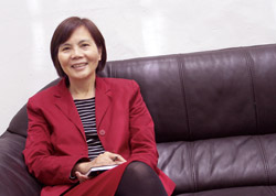 國立臺灣師範大學圖書資訊學研究所教授兼教務長陳昭珍希望,透過評鑑制度帶動地方首長對圖書館經營與閱讀推動的重視。