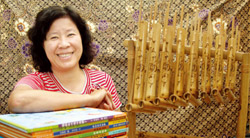 臺灣東南亞姐妹會理事長謝凉希望藉由閱讀的深耕，拓展臺灣的多元文化視野。（潘云薇攝）