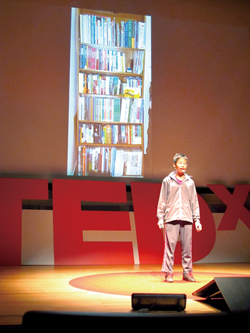 以年紀最小的講者身分出席TEDxYouth活動。(提供)