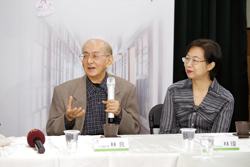 國寶級兒童文學作家林良（圖左）與女兒瑋瑋，對於《小太陽》第一次以音樂劇的形式演出，感到期待。