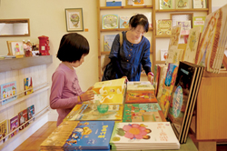 圖畫書適讀的年齡層很廣，不同的生命階段都能從中領略不同風情。