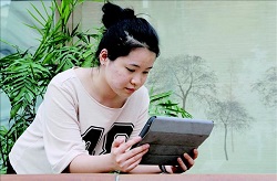人們擁有電子書，在沒有任何實體價值之下，除了閱讀，別無他用。